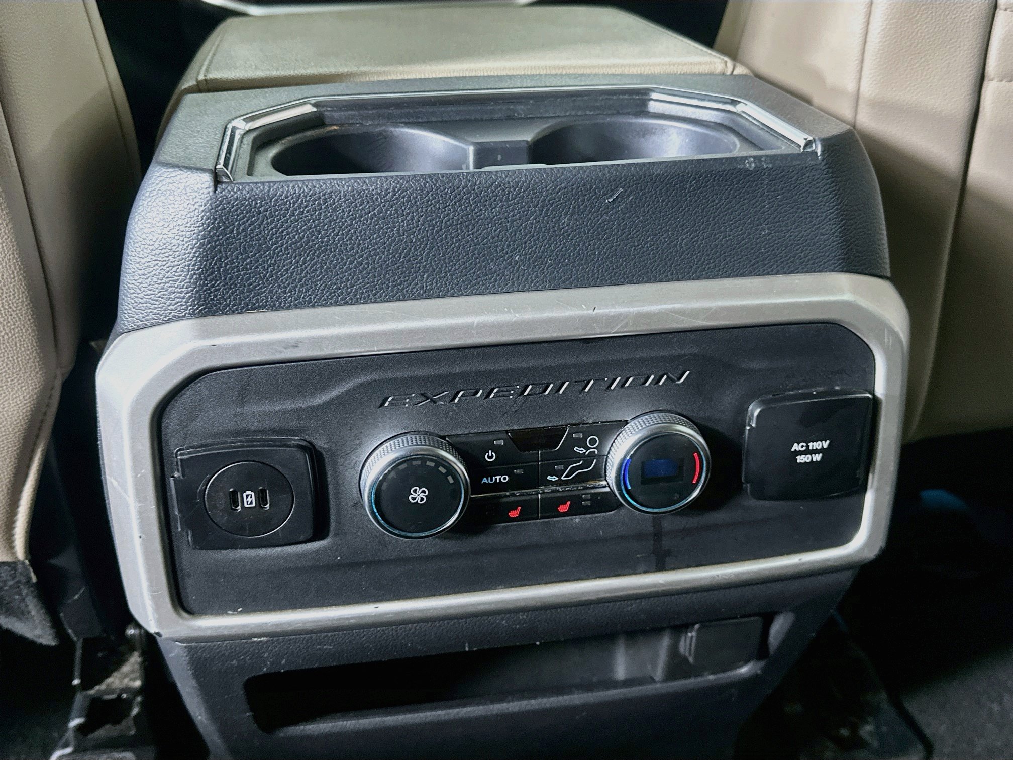 Used 2024 Ford Expedition Max Limited RWD image 27