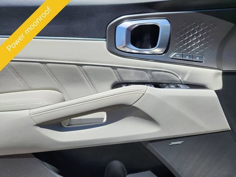 Certified 2024 Kia Sorento SX Prestige AWD/4WD image 13