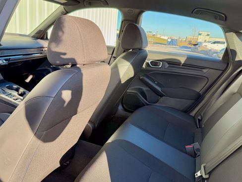 Used 2024 Honda Civic Sport image 12