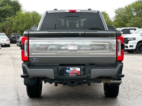 Used 2025 Ford F250 Platinum w/ Platinum Plus Package AWD/4WD image 14