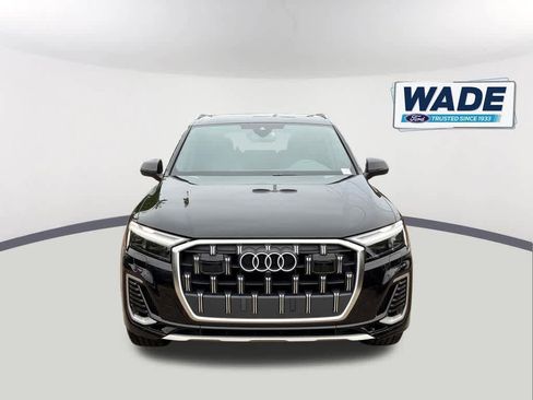 Used 2025 Audi Q7 3.0T Premium Plus AWD/4WD image 2