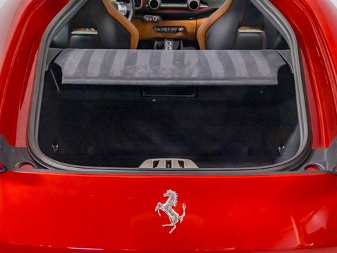 Used 2019 Ferrari 812 Superfast RWD image 41
