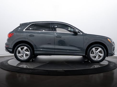 Used 2020 Audi Q3 2.0T Premium w/ Convenience Package image 3