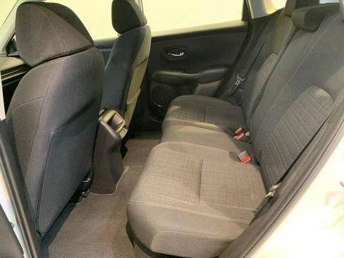 Used 2023 Honda HR-V LX image 38