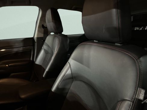 Used 2024 Mitsubishi Outlander Sport SE image 12