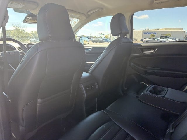 Used 2024 Ford Edge SEL AWD/4WD image 13