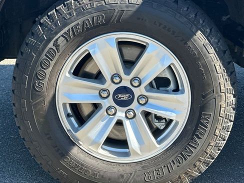 Used 2020 Ford F150 XLT w/ Equipment Group 301A Mid AWD/4WD image 25