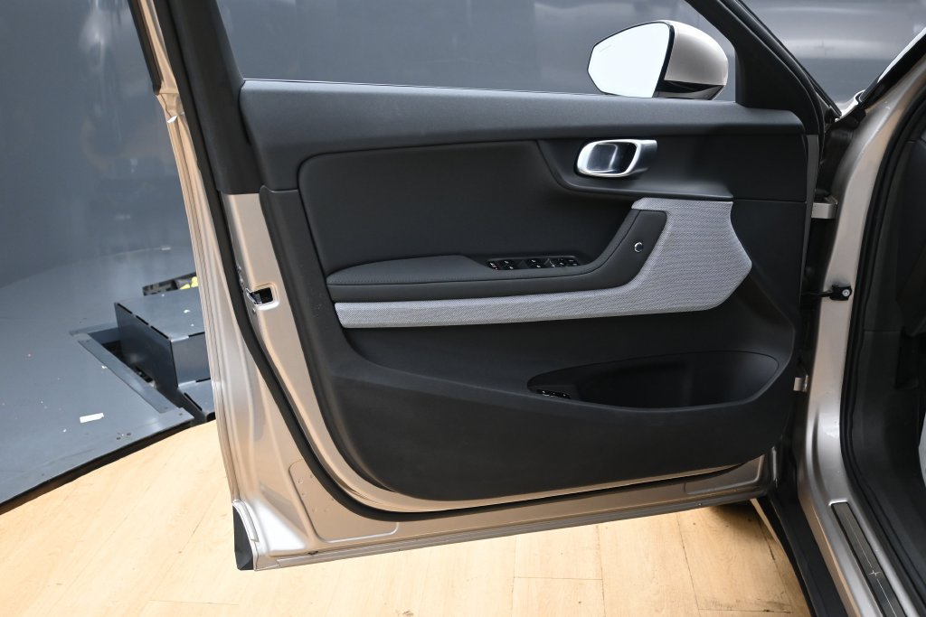 Used 2024 Polestar Polestar 2 AWD/4WD image 27
