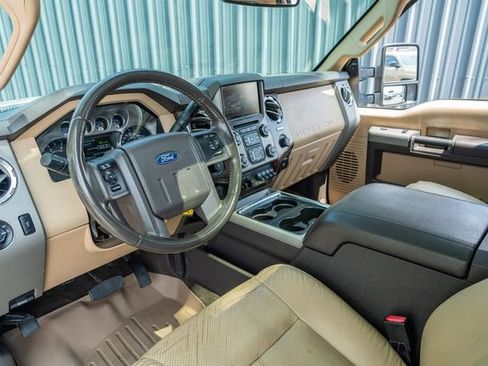 Used 2014 Ford F250 Lariat w/ Lariat Ultimate Package AWD/4WD image 23