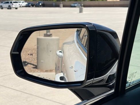 Used 2024 Honda Prologue Touring image 10