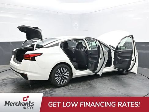 Used 2025 Nissan Altima 2.5 SV FWD image 50