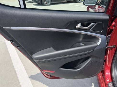 Used 2022 Genesis G70 2.0T RWD image 20