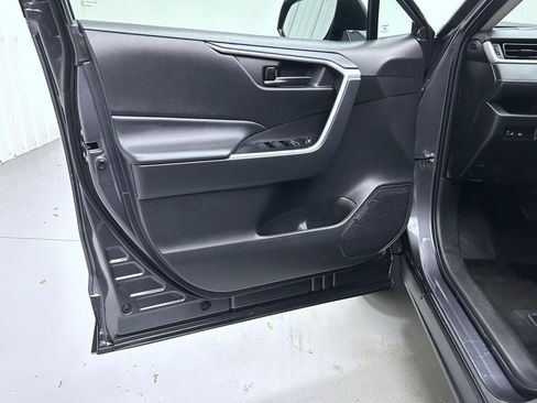 Used 2024 Toyota RAV4 LE image 9