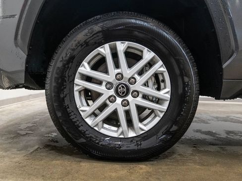 Certified 2026 Toyota Tundra SR5 AWD/4WD image 11