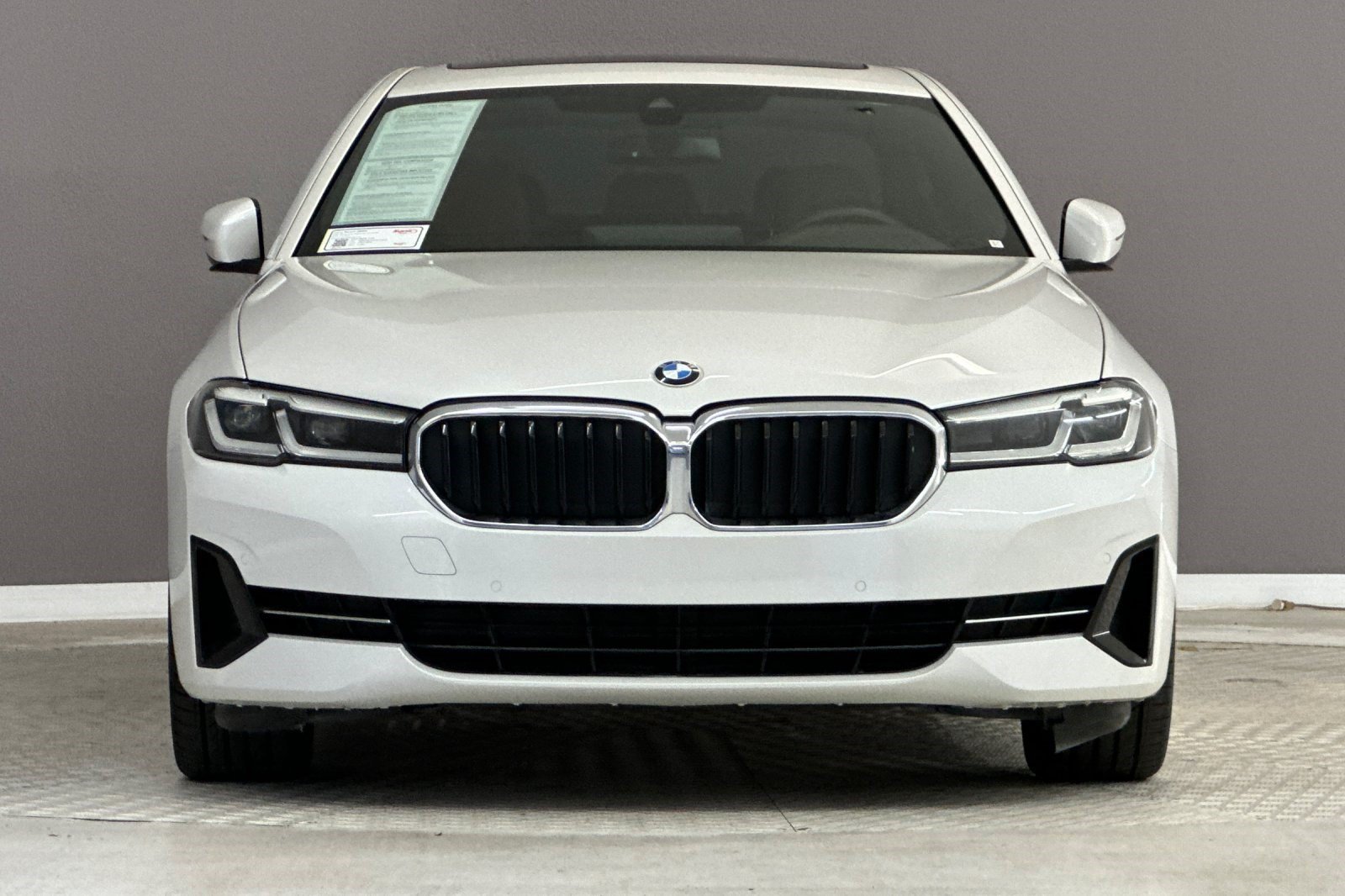 Certified 2023 BMW 530i w/ Convenience Package RWD image 5