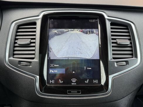 Used 2017 Volvo XC90 T6 Momentum w/ Protection Package image 37