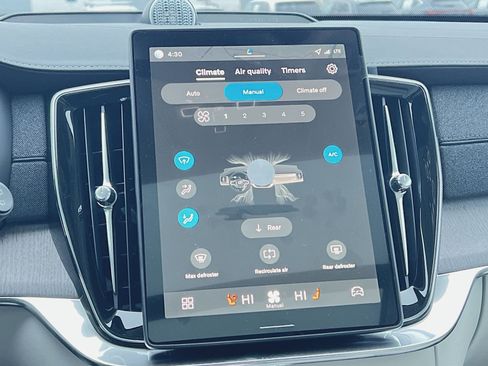 New 2026 Volvo XC90 T8 Ultra w/ Lounge Package image 21