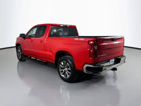 Used 2024 Chevrolet Silverado 1500 LT AWD/4WD image 7
