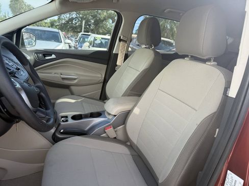 Used 2015 Ford Escape SE FWD image 12