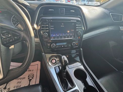 Used 2018 Nissan Maxima 3.5 SV image 24
