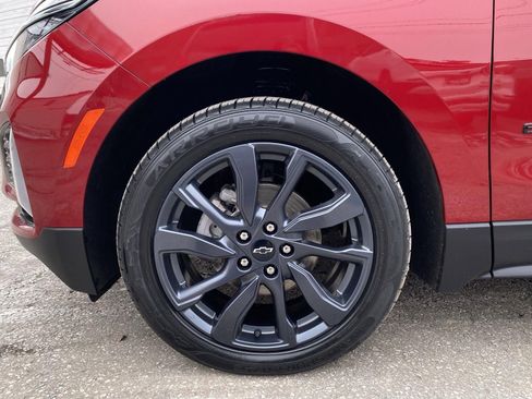 Certified 2023 Chevrolet Equinox RS image 24