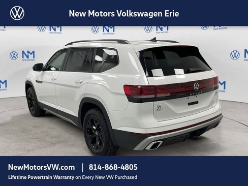 New 2026 Volkswagen Atlas Peak Edition AWD/4WD image 2