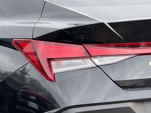 New 2026 Hyundai Elantra SE image 8