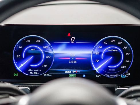 Certified 2024 Mercedes-Benz EQB 250+ image 24