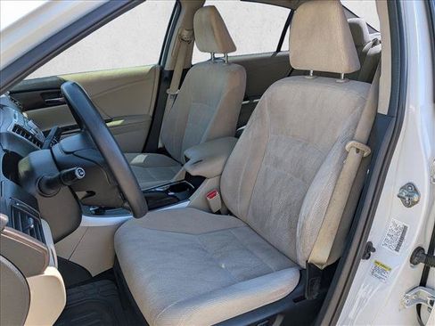 Used 2015 Honda Accord EX image 15