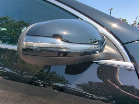 Certified 2025 Mercedes-Benz GLA 35 AMG GLA 35 AMG image 24