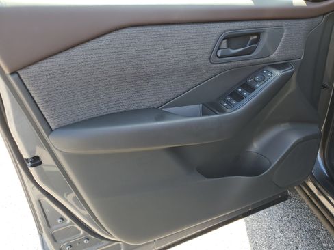 Certified 2023 Nissan Rogue S AWD/4WD image 15