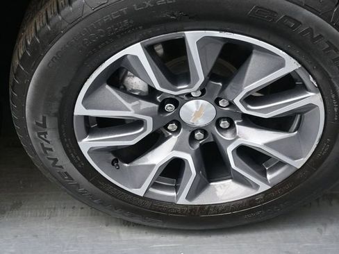 Used 2022 Chevrolet Tahoe LT w/ LT Signature Plus Package image 32