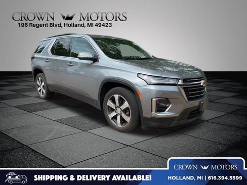 Used 2023 Chevrolet Traverse LT w/ LT Premium Package AWD/4WD image 1