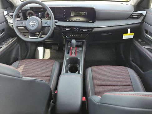 New 2026 Nissan Kicks SR FWD image 21