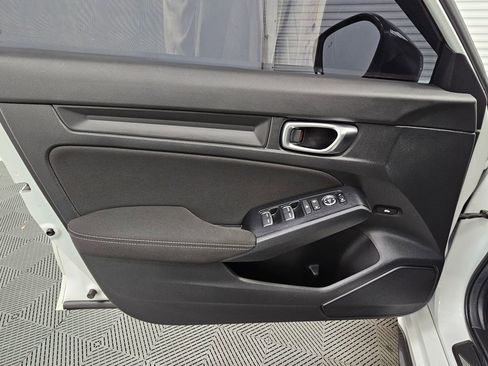Certified 2025 Honda Civic Sport image 28
