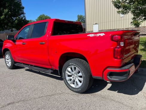 Used 2022 Chevrolet Silverado 1500 Custom AWD/4WD image 7