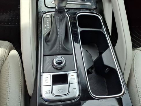 Used 2024 Kia Telluride SX FWD image 26