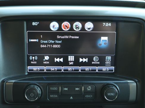 Used 2018 Chevrolet Silverado 2500 High Country w/ Duramax Plus Package AWD/4WD image 39