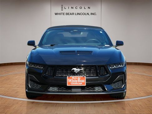 Used 2024 Ford Mustang GT Premium image 2