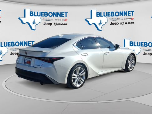 Used 2021 Lexus IS 300 w/ Accessory Package 2 RWD image 5