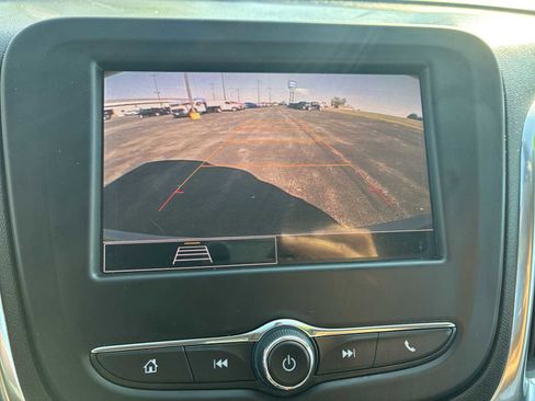 Used 2024 Chevrolet Equinox LT image 14