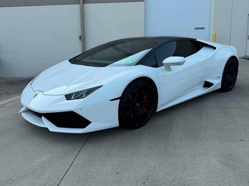 Used 2015 Lamborghini Huracan LP 610-4 AWD/4WD image 13