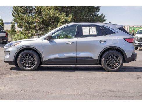 Used 2022 Ford Escape SE FWD image 6