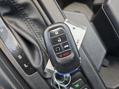 Used 2025 Honda Accord SE image 31