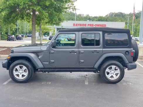 Used 2022 Jeep Wrangler Unlimited Sport AWD/4WD image 10