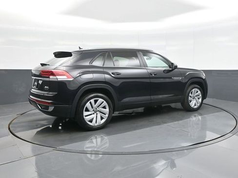 Used 2023 Volkswagen Atlas Cross Sport SE AWD/4WD image 7