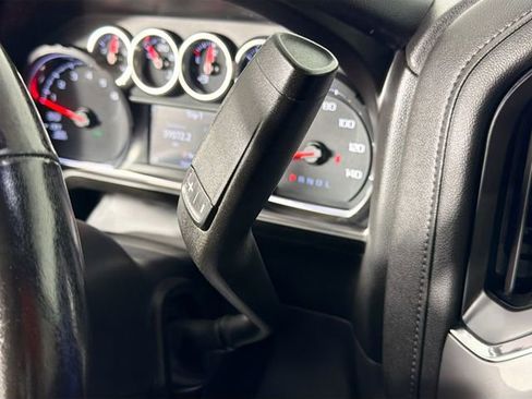 Used 2021 Chevrolet Silverado 1500 RST image 16