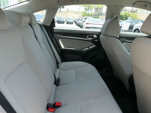 Used 2022 Honda Civic LX image 25