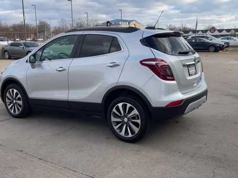 Used 2022 Buick Encore Preferred w/ Safety Package image 6
