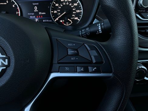 Used 2025 Nissan Altima 2.5 SV image 33